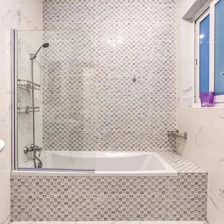 Apartamento Modern 3 Bedroom In St Julians San Julián